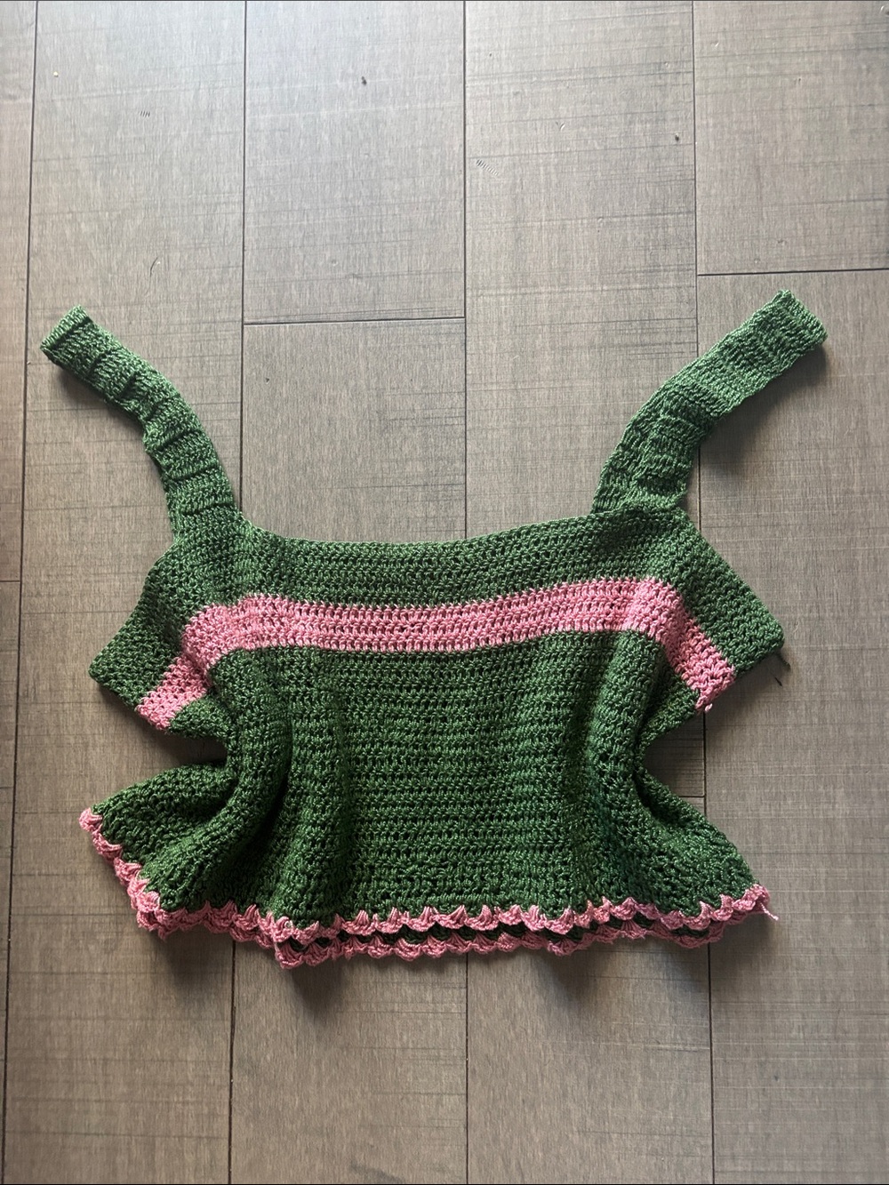 🌺3/$10🌺Hand-knit Crochet Crop Top-Forest Green & Pink